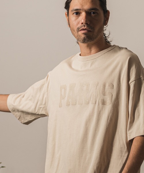 CAMBIO（カンビオ）の「mt7640-ビッグシルエットプリントT（カレッジレザー_paris）（Tシャツ/カットソー・メンズ・ブラック/サンドベージュ/ネイビー/ホワイト・L/XL/M/S）」の3枚目の写真