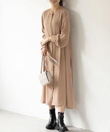 バックプリーツシャツワンピース