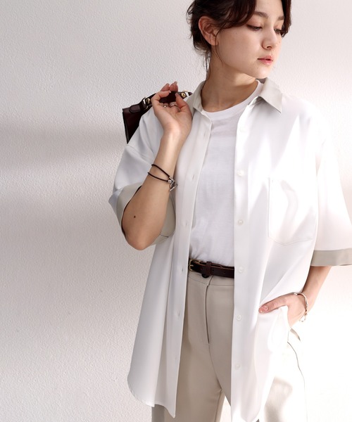 classicalelf(クラシカルエルフ)の「メンズっぽに”きゅん”。バイカラー半袖オーバークレリックシャツ(シャツ/ブラウス・レディース・ホワイト/ライトグレー/ブラック・SMALL/MEDIUM/LARGE/X-LARGE)」の12枚目の写真