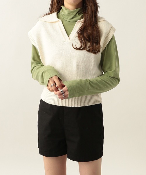 Heather(ヘザー)の「キーネックコンパクトベスト 271821(ベスト・レディース・オフホワイト/ブラック×ホワイト/ブルー・FREE)」の2枚目の写真