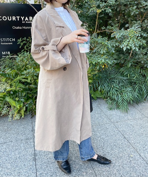 Meli rich(メリーリッチ)の「こなれ感をプラス。ダブルボタントレンチコート(トレンチコート・レディース・ベージュ/ネイビー/グレー/ピンクベージュ・MEDIUM/LARGE)」の7枚目の写真