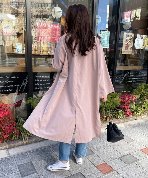 Meli rich(メリーリッチ)の「こなれ感をプラス。ダブルボタントレンチコート(トレンチコート・レディース・ベージュ/ネイビー/グレー/ピンクベージュ・MEDIUM/LARGE)」の13枚目の写真