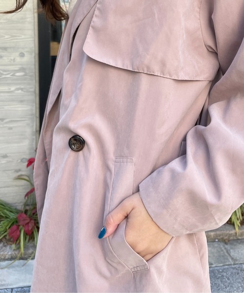 Meli rich(メリーリッチ)の「こなれ感をプラス。ダブルボタントレンチコート(トレンチコート・レディース・ベージュ/ネイビー/グレー/ピンクベージュ・MEDIUM/LARGE)」の15枚目の写真