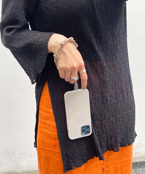 Beau're(ヴュレ)の「BEAURE ヴュレ カウレザー モバイルストラップ ショルダー(スマホグッズ・レディース・ホワイト/ブラック/ベージュ/オリーブ/パープル/グレー/シルバー/ネイビー・FREE)」の14枚目の写真