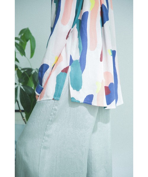 mici(ミチ)の「(mici)アートシャツ(シャツ/ブラウス・レディース・ピンク/ブルー・ONE SIZE)」の12枚目の写真