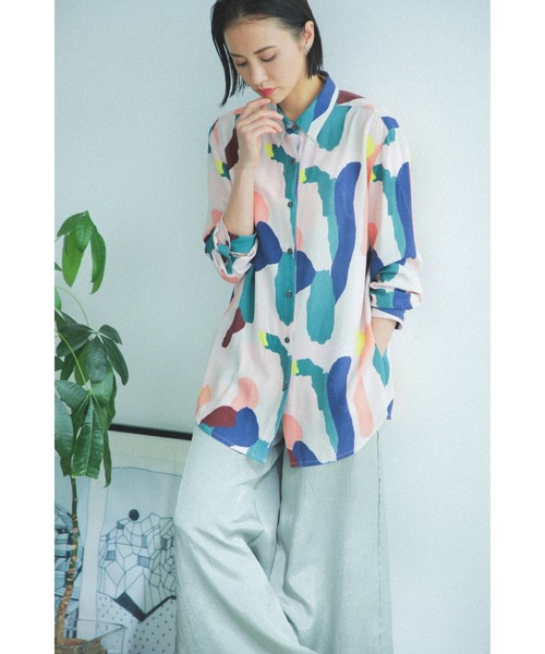 mici(ミチ)の「(mici)アートシャツ(シャツ/ブラウス・レディース・ピンク/ブルー・ONE SIZE)」の4枚目の写真