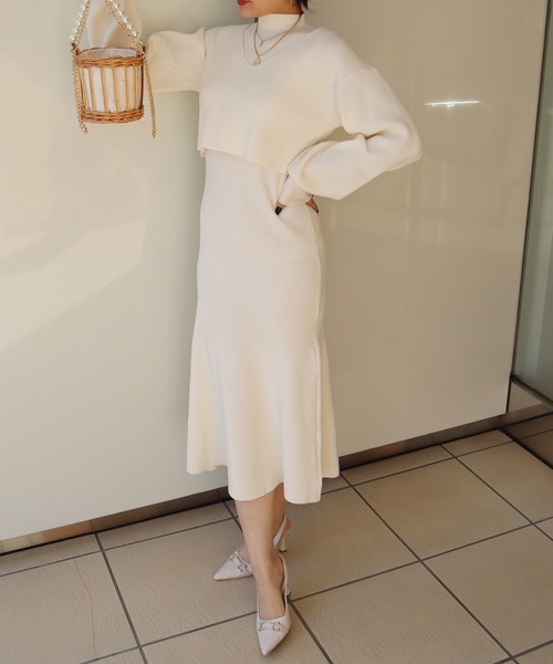 ROYAL PARTY(ロイヤルパーティー)の「【ZOZO限定】レイヤードニットマーメイドワンピース(ワンピース・レディース・ベージュ/オフホワイト/グリーン・FREE)」の13枚目の写真