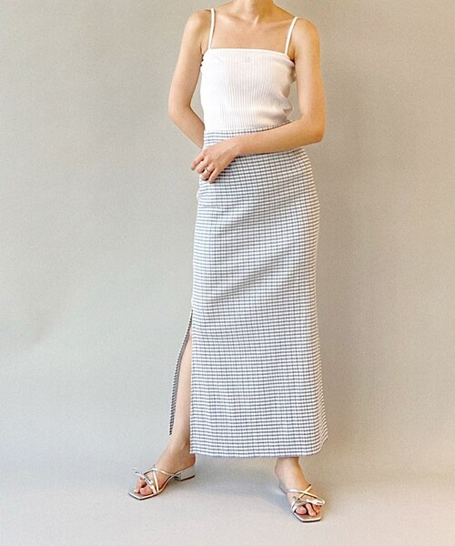 Charles Chaton(シャルルシャトン)の「ギンガムスリットスカート(スカート・レディース・ホワイト/レッド/サックスブルー・36/34)」の5枚目の写真