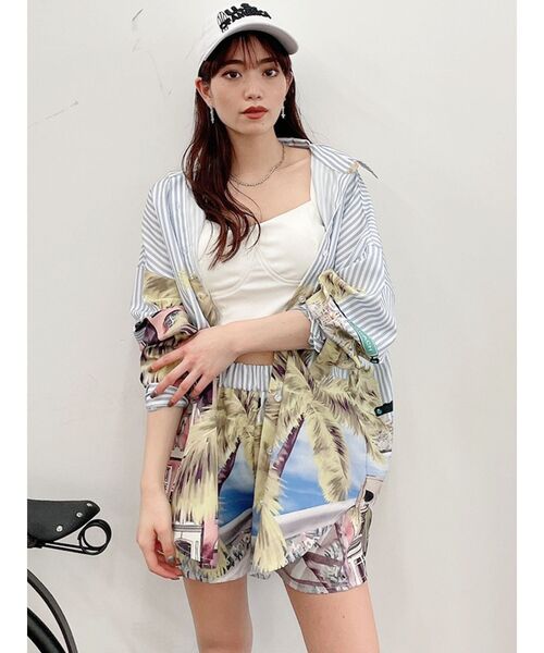 GYDA(ジェイダ)の「コルセットデザインビスチェ(キャミソール・レディース・ブラック/オフホワイト・FREE)」の1枚目の写真