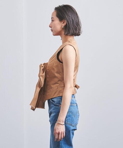 MADISON BLUE(マディソンブルー)の「<MADISON BLUE(マディソンブルー)>カットオフリボン ベスト ■■■(ベスト・レディース・ベージュ・01)」の3枚目の写真