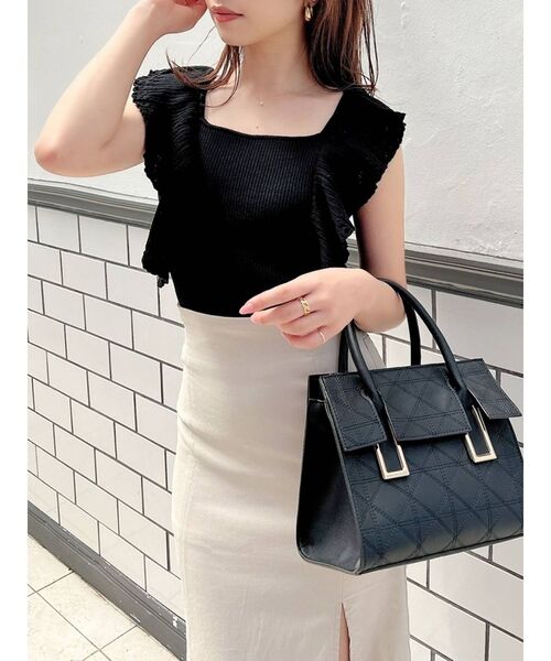 RESEXXY（リゼクシー）の「ラッフルフリルニット（ニット/セーター・レディース・ブラック/ピンク/ブルー/アイボリー・FREE）」の2枚目の写真