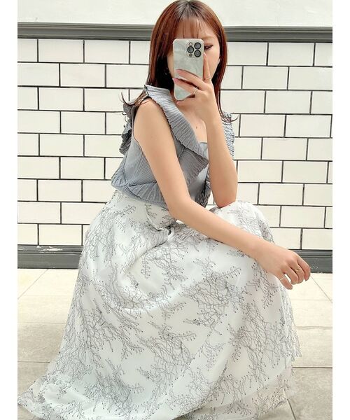 RESEXXY（リゼクシー）の「ラッフルフリルニット（ニット/セーター・レディース・ブラック/ピンク/ブルー/アイボリー・FREE）」の11枚目の写真