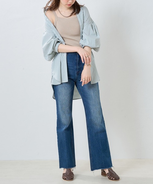 natural couture（ナチュラルクチュール）の「今季1枚は持っていたいマストアイテム　総針ニットカップつきタンク（キャミソール・レディース・オフホワイト/ブラック/ベージュ/ブルー・FREE）」の7枚目の写真