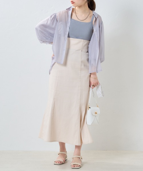 natural couture（ナチュラルクチュール）の「今季1枚は持っていたいマストアイテム　総針ニットカップつきタンク（キャミソール・レディース・オフホワイト/ブラック/ベージュ/ブルー・FREE）」の9枚目の写真