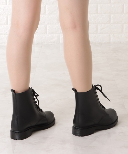 Lace Ladies（レースレディース）の「ショート丈レースアップレインブーツ（レインシューズ・レディース・ブラック・24.5/23/25/24/23.5）」の4枚目の写真
