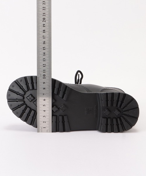 Lace Ladies（レースレディース）の「ショート丈レースアップレインブーツ（レインシューズ・レディース・ブラック・24.5/23/25/24/23.5）」の11枚目の写真