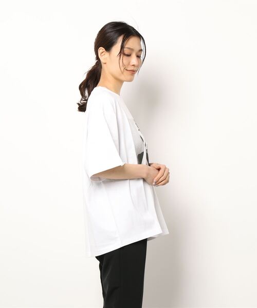 AMERICAN HOLIC(アメリカンホリック)の「アートプリントカットプルオーバー(Tシャツ/カットソー・レディース・オフホワイト・M/L)」の2枚目の写真
