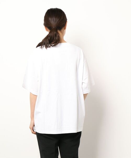 AMERICAN HOLIC(アメリカンホリック)の「アートプリントカットプルオーバー(Tシャツ/カットソー・レディース・オフホワイト・M/L)」の3枚目の写真