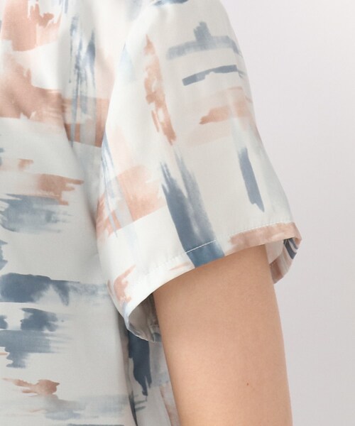 DRESKIP(ドレスキップ)の「◆アートプリント金ボタン使いブラウス(シャツ/ブラウス・レディース・ベージュ系その他3/ブルー系5/ライトイエロー系1・02/03/04)」の8枚目の写真