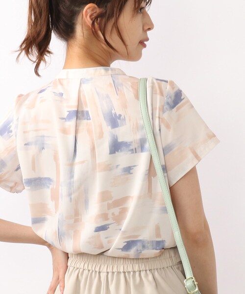 DRESKIP(ドレスキップ)の「◆アートプリント金ボタン使いブラウス(シャツ/ブラウス・レディース・ベージュ系その他3/ブルー系5/ライトイエロー系1・02/03/04)」の11枚目の写真