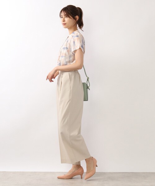 DRESKIP(ドレスキップ)の「◆アートプリント金ボタン使いブラウス(シャツ/ブラウス・レディース・ベージュ系その他3/ブルー系5/ライトイエロー系1・02/03/04)」の15枚目の写真