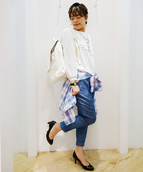 natural couture(ナチュラルクチュール)の「【natural couture NICE CLAUP】合皮リュック(バックパック/リュック・レディース・ホワイト/ブラック・FREE)」の15枚目の写真