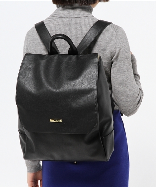 natural couture(ナチュラルクチュール)の「【natural couture NICE CLAUP】合皮リュック(バックパック/リュック・レディース・ホワイト/ブラック・FREE)」の3枚目の写真