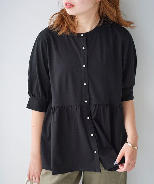 le.coeur blanc（ルクールブラン）の「パールボタンシルケット5分袖カーディガン（カーディガン/ボレロ・レディース・ブルー/ブラック/オフホワイト・38）」の3枚目の写真