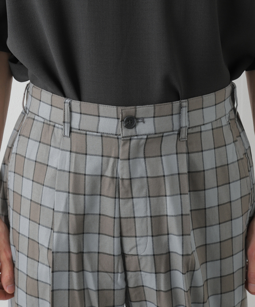 B.C STOCK(ベーセーストック)の「PLAID WIDE TAPERED パンツ(その他パンツ・メンズ・グレー/ブラック・MEDIUM/LARGE)」の17枚目の写真