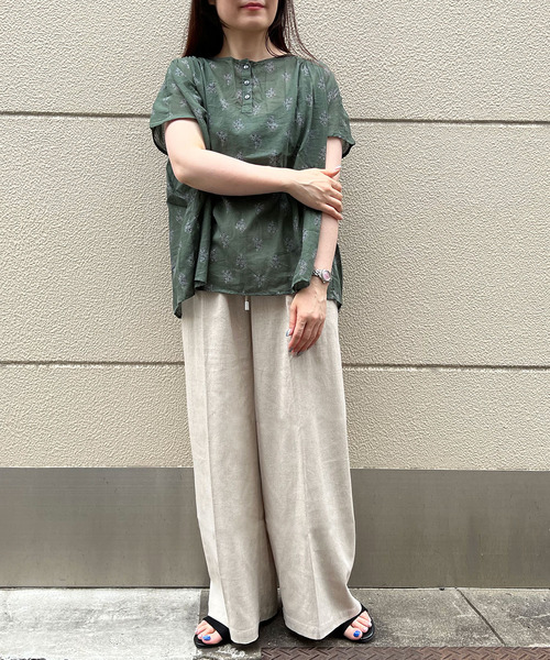 LBC(エルビーシー)の「india コットンプリントブラウス(シャツ/ブラウス・レディース・ホワイト/ダークグリーン・L/M)」の6枚目の写真