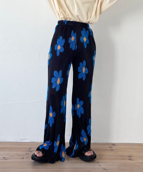 wee9s（ウィークス）の「relax flower pleats pants / リラックスフラワープリーツパンツ（その他パンツ・レディース・ブラック/グリーン・FREE）」の11枚目の写真