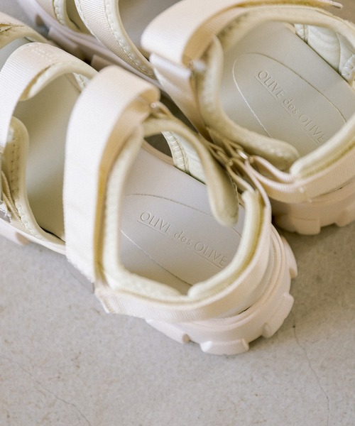 OLIVE des OLIVE（オリーブデオリーブ）の「コンバットソールスポーツサンダル（サンダル・レディース・ブラック/オフホワイト・SMALL/MEDIUM/LARGE）」の13枚目の写真