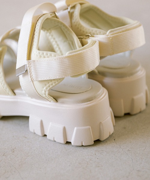 OLIVE des OLIVE（オリーブデオリーブ）の「コンバットソールスポーツサンダル（サンダル・レディース・ブラック/オフホワイト・SMALL/MEDIUM/LARGE）」の14枚目の写真