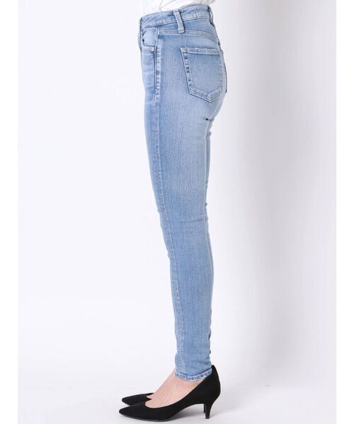 GYDA(ジェイダ)の「ミドルウエスト SHAPELY スキニーデニムパンツ(デニムパンツ・レディース・ライトブルー/インディゴブルー・X-SMALL/SMALL/MEDIUM)」の15枚目の写真