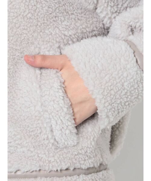 MERCURYDUO（マーキュリーデュオ）の「ボアボンバージャケット（その他アウター・レディース・ライトグレー/アイボリー・SMALL/MEDIUM）」の22枚目の写真