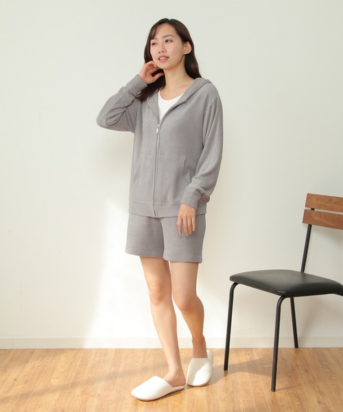 sleeping.com（スリーピングドットコム）の「オリジナルの香り付き素材 レディス・ゆるふわダブルパイルカットソーハーフパンツ（ルームウェア/パジャマ・レディース・ベージュ/オリーブ/ネイビー/ライトグレー/スカイブルー・ﾌﾘ-）」の15枚目の写真