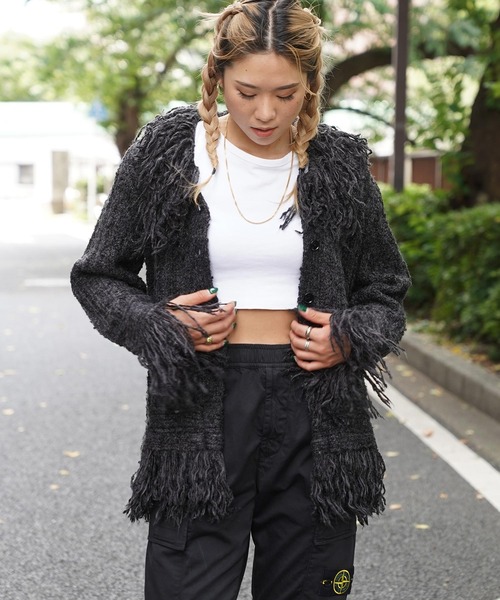 TheOpen Product(ザオープンプロダクト)の「THE OPEN PRODUCT /ザオープンプロダクト/ FRINGE DETAIL CARDIGAN GTO214KT005(ニット/セーター・レディース・ダークグレー/グリーン・1)」の21枚目の写真