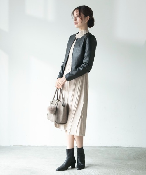 M.deux(エムドゥ)の「フレアニットワンピース(ワンピース・レディース・ブラック/ベージュ・MEDIUM)」の6枚目の写真