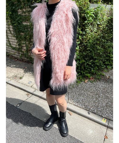 WC（ダブル シー）の「ボリュームフェイクファーベスト（ベスト・レディース・ホワイト/ブラック/ピンク・FREE）」の19枚目の写真