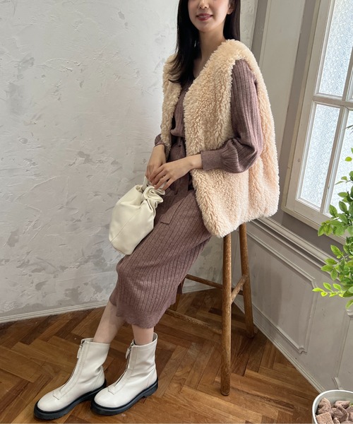 FREE'S MART（フリーズマート）の「ウォームストレッチリブブラウジングニットワンピース（ワンピース・レディース・ベージュ/ブラウン/ブラック/ライトグリーン・SMALL/MEDIUM）」の11枚目の写真