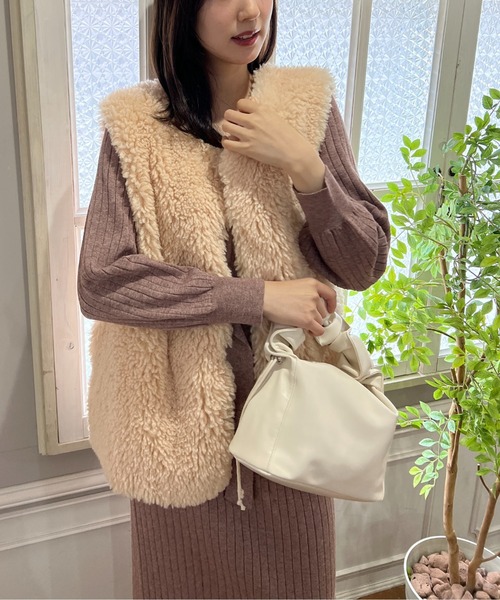 FREE'S MART（フリーズマート）の「ウォームストレッチリブブラウジングニットワンピース（ワンピース・レディース・ベージュ/ブラウン/ブラック/ライトグリーン・SMALL/MEDIUM）」の6枚目の写真