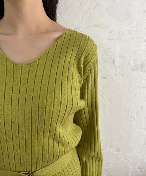 FREE'S MART（フリーズマート）の「ウォームストレッチリブブラウジングニットワンピース（ワンピース・レディース・ベージュ/ブラウン/ブラック/ライトグリーン・SMALL/MEDIUM）」の5枚目の写真