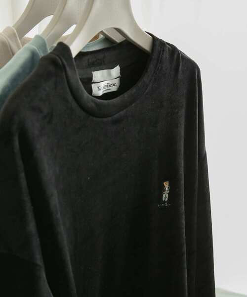 SENSE OF PLACE by URBAN RESEARCH（センスオブプレイスバイアーバンリサーチ）の「『別注』TeddyBear×SENSE OF PLACE　テディベアベロアスウェットA（スウェット・メンズ・ライトブルー/ブラック/ライトベージュ・MEDIUM/LARGE）」の2枚目の写真