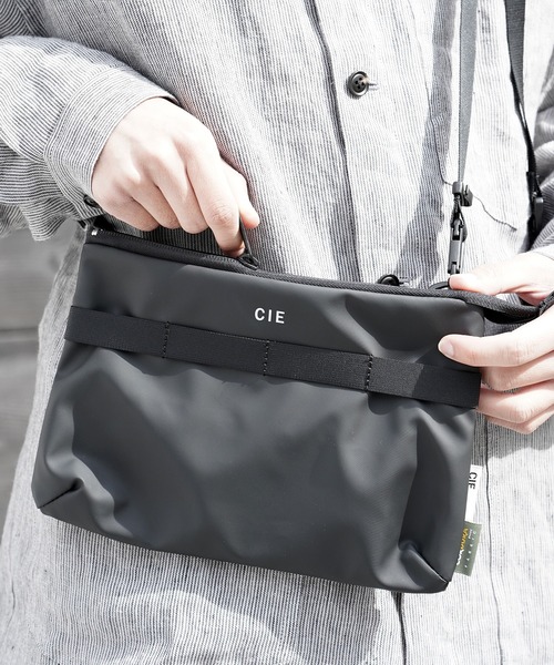 CIE シー GRID3 ATTACHMENT ショルダーバッグ（ショルダーバッグ