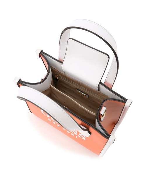 Guess（ゲス）の「SILVANA 2 Cmprtmnt Mini Tote（トートバッグ・レディース・オレンジ/ブラック・ONE SIZE）」の9枚目の写真