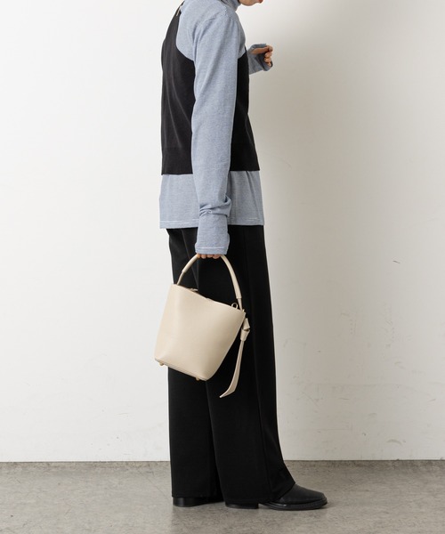 Omekashi（オメカシ）の「ワンショルニットベスト（ベスト・レディース・ブラック/ベージュ・FREE）」の15枚目の写真