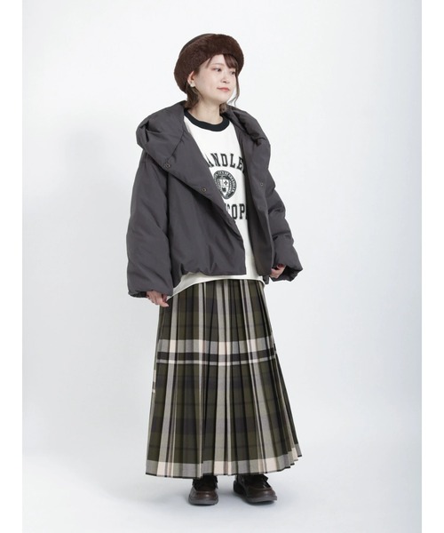 Samansa Mos2（サマンサ モスモス）の「ダウンフェザーフードブルゾン（ブルゾン・レディース・カーキ/ベージュ/チャコール・ﾌﾘ-）」の6枚目の写真