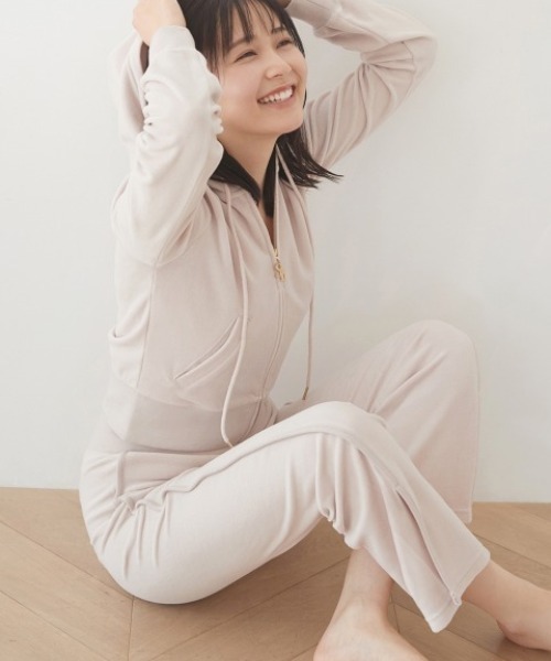 スナイデルホーム　ベロア　ドット　ルームウェア SNIDEL HOME（スナイデルホーム）の「ソフトベロアロングパンツ