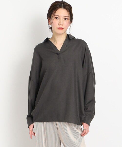 SHOO・LA・RUE（シューラルー）の「◆ドルマン衿付きシャツ（シャツ/ブラウス・レディース・ホワイト系/ピンク系/チャコールグレー/ブルー・00）」の13枚目の写真