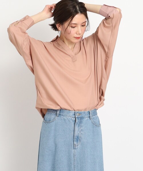 SHOO・LA・RUE（シューラルー）の「◆ドルマン衿付きシャツ（シャツ/ブラウス・レディース・ホワイト系/ピンク系/チャコールグレー/ブルー・00）」の6枚目の写真